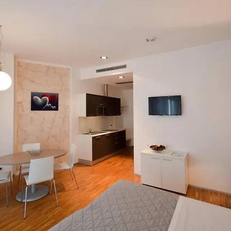 Hotel Mantova Residence Apart Otel 4*