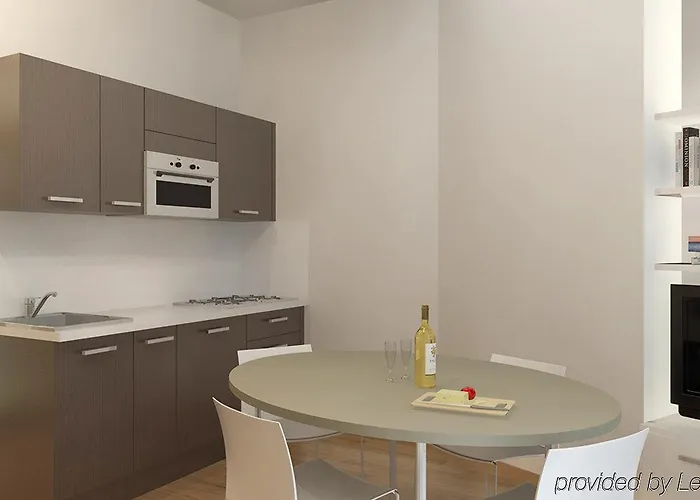 Ξενοδοχείο με διαμερίσματα Hotel Mantova Residence 4*